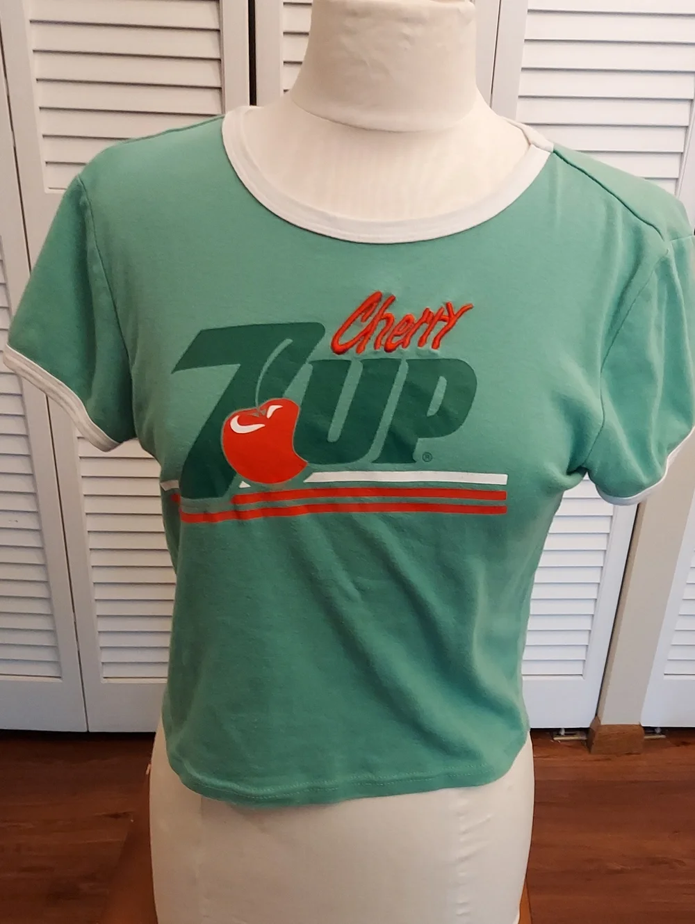 Ringer Crop Tee - Picture 3 of 6
